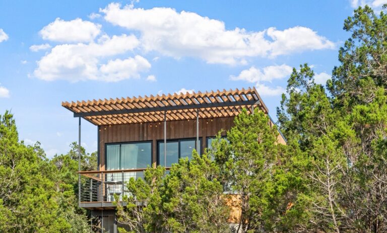 df6f95dd-6bf6-4e05-8067-68f6c85d7d81